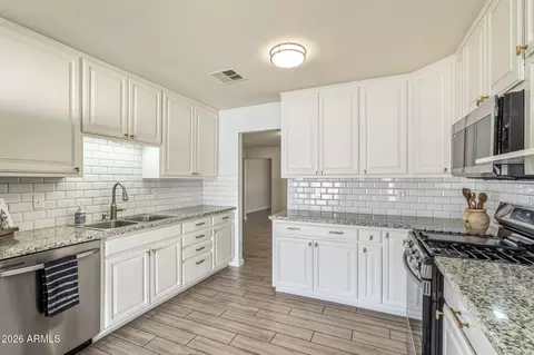 Kitchen - 3802 W Cavalier Dr, Phoenix, AZ 85019 photo 1 of 5