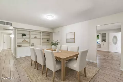 Dining - 3802 W Cavalier Dr, Phoenix, AZ 85019 photo 1 of 1