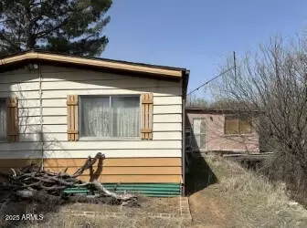 11030 E Clatterbuck Dr, Cornville, AZ 86325