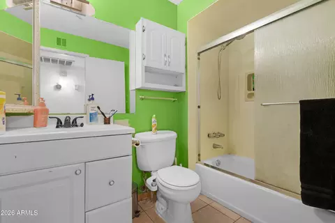Bath - 7426 E Capri Ave, Mesa, AZ 85208 photo 1 of 1