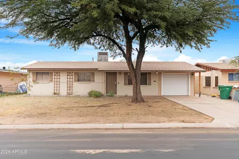 Exterior - 7426 E Capri Ave, Mesa, AZ 85208 photo 2 of 5