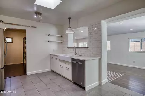 Kitchen - 4120 E Campbell Ave, Phoenix, AZ 85018 photo 1 of 3