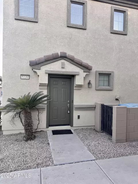 8130 W Groom Creek Rd, Phoenix, AZ 85043