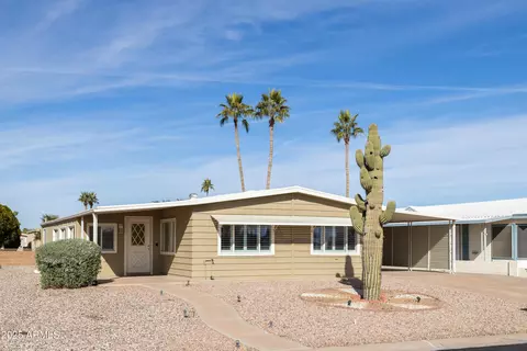 9318 E Sun Lakes Blvd S, Sun Lakes, AZ 85248