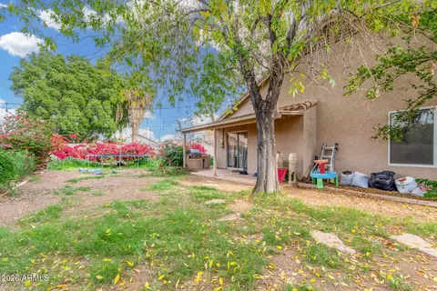 Exterior - 804 S Tobin Cir, Mesa, AZ 85208 photo 7 of 9