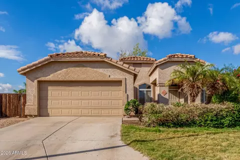 Exterior - 804 S Tobin Cir, Mesa, AZ 85208 photo 2 of 9