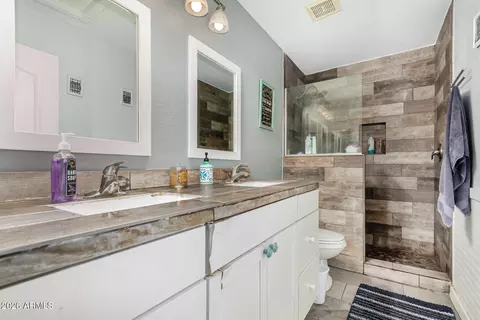 Bath - 804 S Tobin Cir, Mesa, AZ 85208 photo 2 of 2