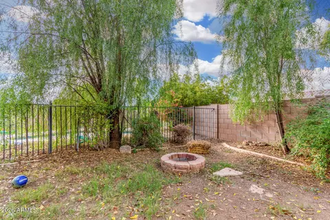 Exterior - 804 S Tobin Cir, Mesa, AZ 85208 photo 8 of 9