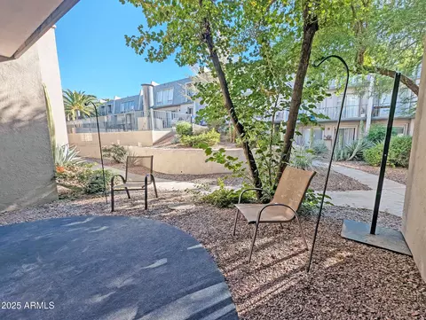 Exterior - 1018 E Osborn Rd #A, Phoenix, AZ 85014 photo 1 of 2