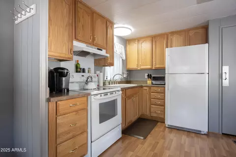 370 E San Felipe Pl, Munds Park, AZ 86017
