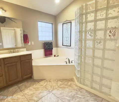 Bath - 6569 E Javalina Ct, Apache Junction, AZ 85119 photo 2 of 3