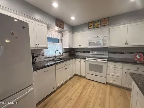 Kitchen - 4636 Elena Ave, Mesa, AZ 85206 photo 2 of 7