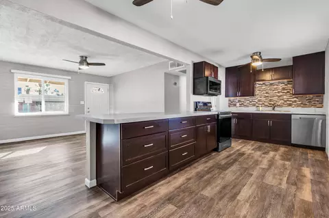 Kitchen - 2050 E 10th St, Tempe, AZ 85281 photo 4 of 5