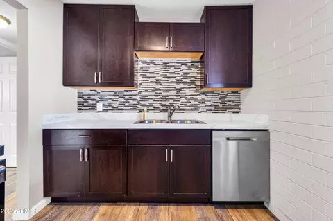 Kitchen - 2050 E 10th St, Tempe, AZ 85281 photo 2 of 5