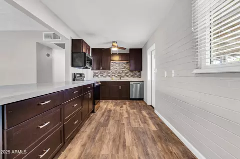 Kitchen - 2050 E 10th St, Tempe, AZ 85281 photo 5 of 5
