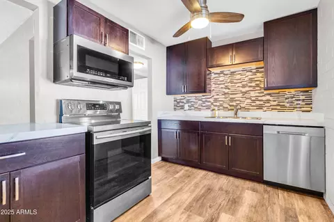 Kitchen - 2050 E 10th St, Tempe, AZ 85281 photo 3 of 5