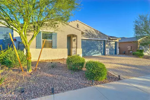 17704 W Fetlock Trl, Surprise, AZ 85387