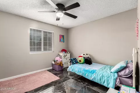 Bedroom - 2301 E Marilyn Rd, Phoenix, AZ 85022 photo 4 of 5