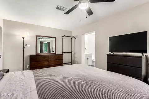 Bedroom - 2301 E Marilyn Rd, Phoenix, AZ 85022 photo 3 of 5