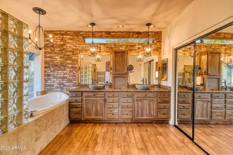 Bath - 6214 E Redmont Dr, Mesa, AZ 85215 photo 1 of 3