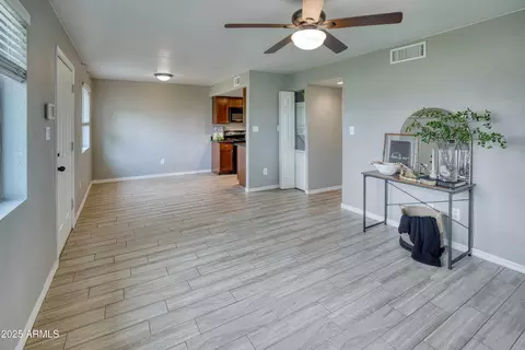 3402 N 32nd St #102, Phoenix, AZ 85018