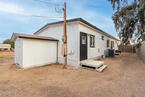 Exterior - 204 E Baseline Rd, Buckeye, AZ 85326 photo 1 of 4