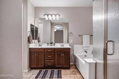 Bath - 3889 E Turley St, Gilbert, AZ 85295 photo 2 of 3