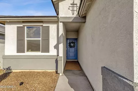 Entry Way - 2532 W Shanley Ave, Apache Junction, AZ 85120 photo 1 of 5
