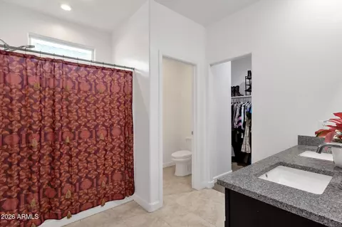 Bath - 2532 W Shanley Ave, Apache Junction, AZ 85120 photo 2 of 3