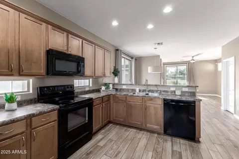 Kitchen - 3793 E Stampede Dr, Gilbert, AZ 85297 photo 2 of 4