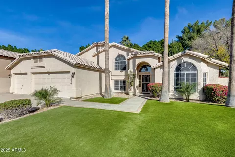 7276 W Oraibi Dr, Glendale, AZ 85308