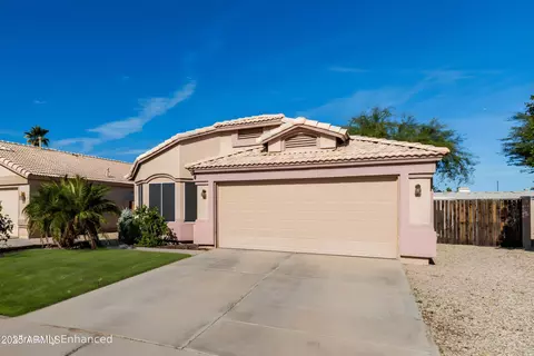 106 W Smoke Tree Rd, Gilbert, AZ 85233