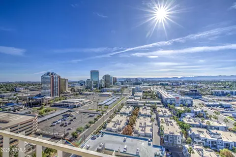 207 W Clarendon Ave #20B, Phoenix, AZ 85013