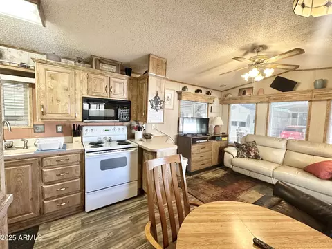 930 S Nickel Dr, Apache Junction, AZ 85119 photo 23