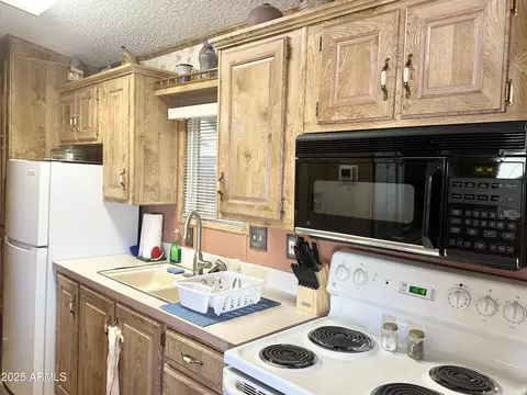 930 S Nickel Dr, Apache Junction, AZ 85119 photo 30