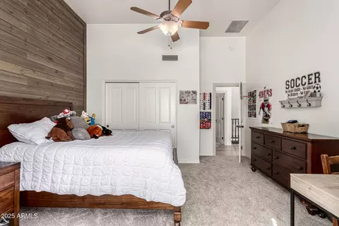 Bedroom - 2552 E Ridgewood Ln, Gilbert, AZ 85298 photo 3 of 7