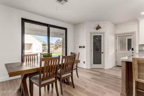 Dining - 2552 E Ridgewood Ln, Gilbert, AZ 85298 photo 2 of 2