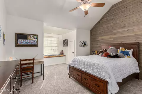 Bedroom - 2552 E Ridgewood Ln, Gilbert, AZ 85298 photo 2 of 7