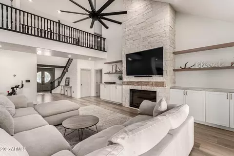 Living - 2552 E Ridgewood Ln, Gilbert, AZ 85298 photo 1 of 5