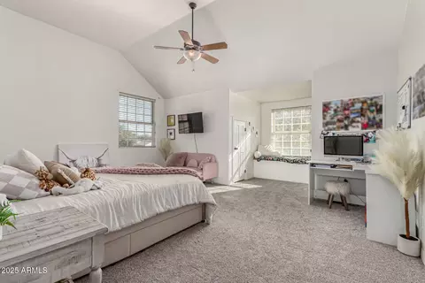 Bedroom - 2552 E Ridgewood Ln, Gilbert, AZ 85298 photo 6 of 7