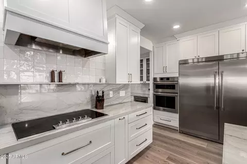 Kitchen - 2552 E Ridgewood Ln, Gilbert, AZ 85298 photo 5 of 5