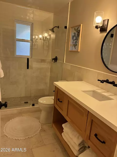 Bath - 5002 E Windsor Ave, Phoenix, AZ 85008 photo 1 of 1