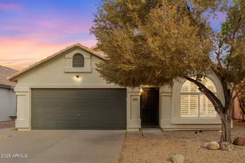 4302 E Wescott Dr, Phoenix, AZ 85050