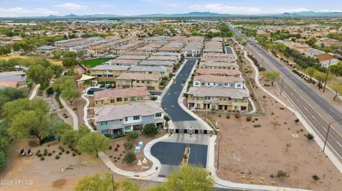 View/Area - 779 E Doral Ave #102, Gilbert, AZ 85297 photo 12 of 17