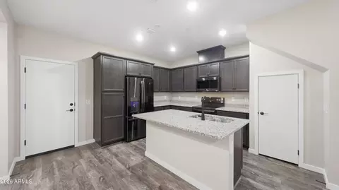 Entry Way - 779 E Doral Ave #102, Gilbert, AZ 85297 photo 2 of 13