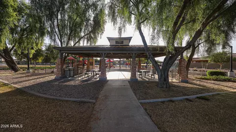 View/Area - 779 E Doral Ave #102, Gilbert, AZ 85297 photo 16 of 17