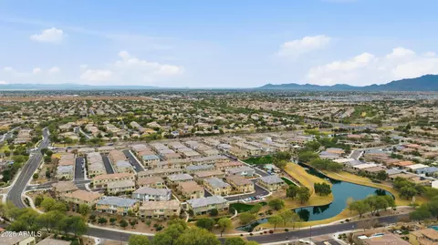 View/Area - 779 E Doral Ave #102, Gilbert, AZ 85297 photo 6 of 17
