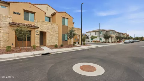Exterior - 779 E Doral Ave #102, Gilbert, AZ 85297 photo 2 of 5