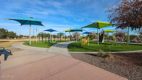 View/Area - 779 E Doral Ave #102, Gilbert, AZ 85297 photo 13 of 17