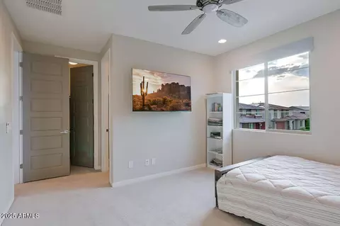 22011 N 34th Way, Phoenix, AZ 85050 photo 32